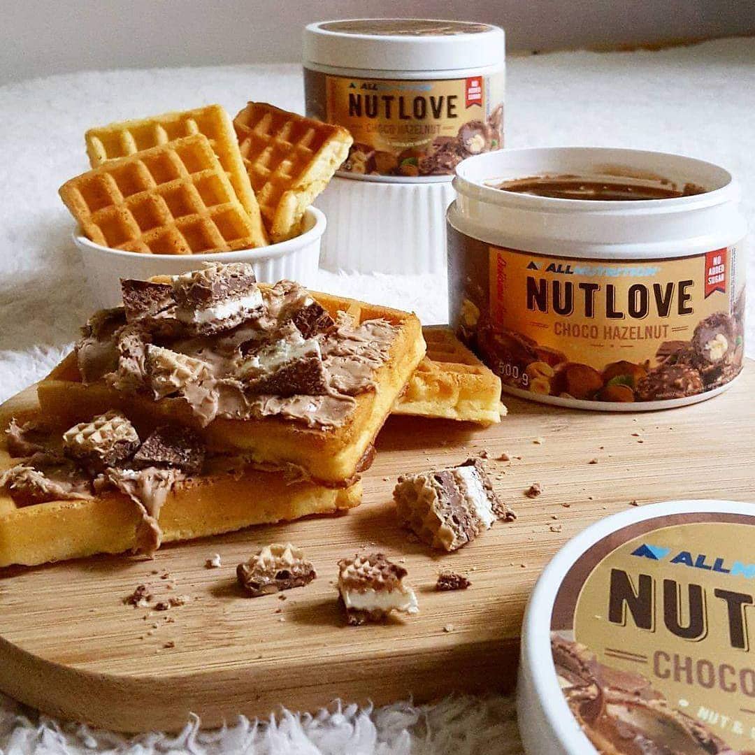 NUTLOVE šokoladinis kremas su lazdyno riešutais 500g